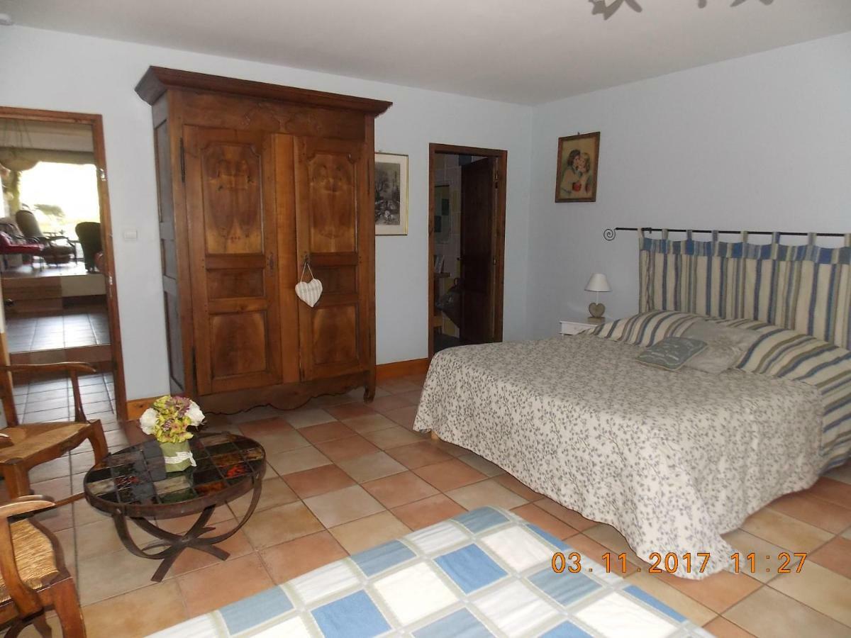 A La Mare Du Vieux Chene Bed & Breakfast Bellegarde-Poussieu Екстериор снимка